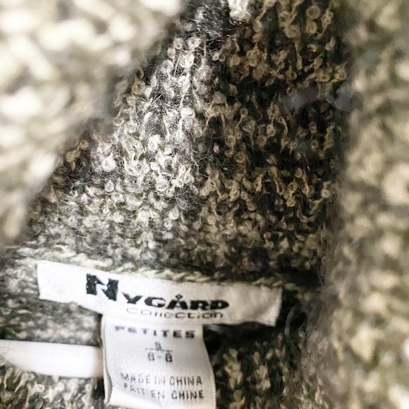 Nygard Oversized Turtle Neck Brown Cream 8 - Picture 5 of 9